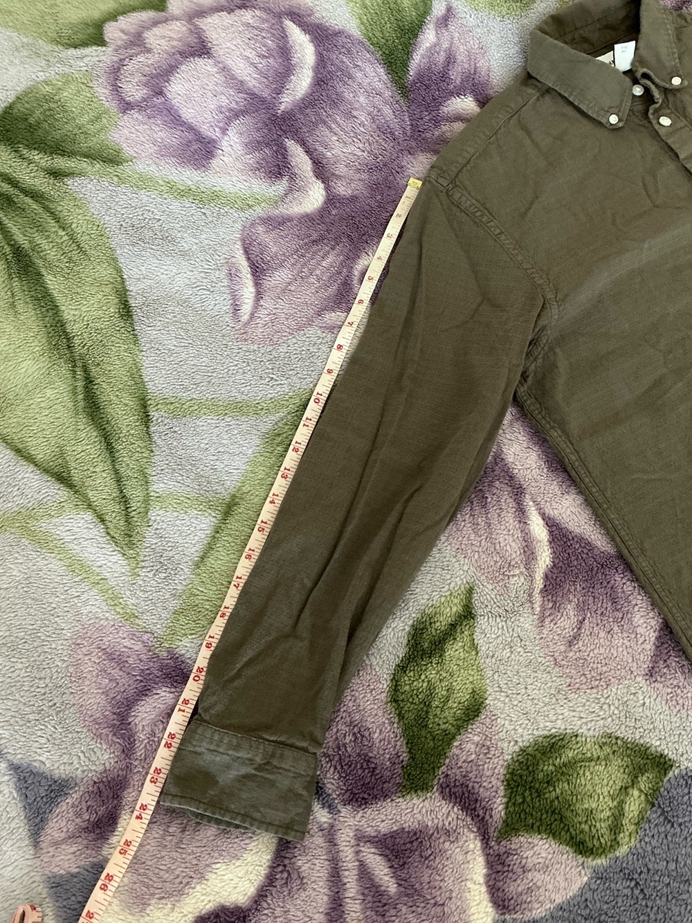 H&M Men’s Regular Fit Textured Shirt - Picture 12 of 12
